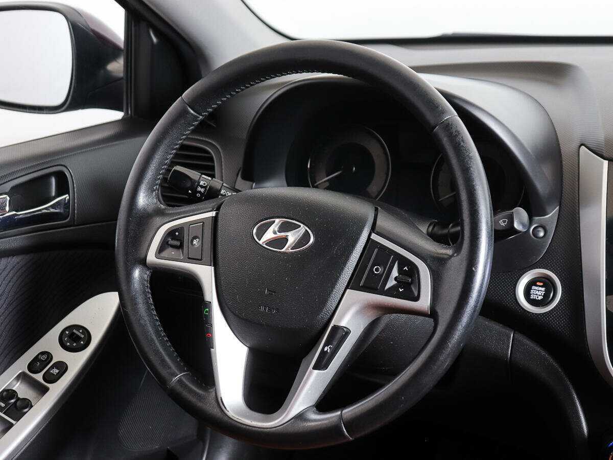 Купить Hyundai Solaris, 2011, 100 763 км, фото №13