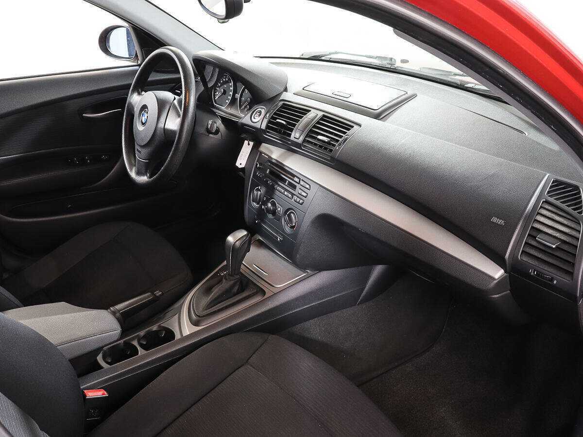 Купить BMW 1 серии 116i, 2008, 174 000 км, фото №9