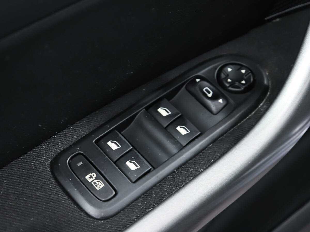 Купить Peugeot 308, 2008, 138 857 км, фото №11