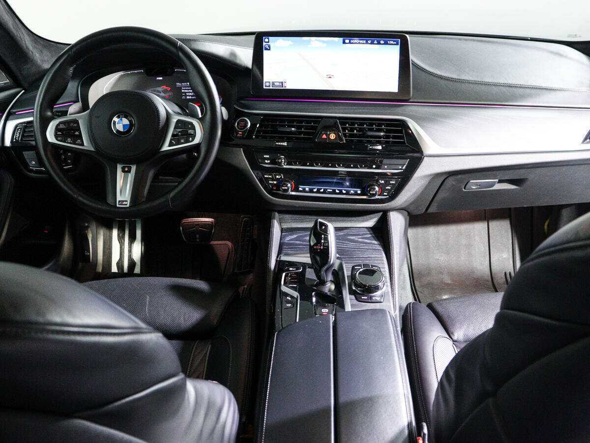 Купить BMW 5 серии 530d xDrive, 2021, 65 871 км, фото №12