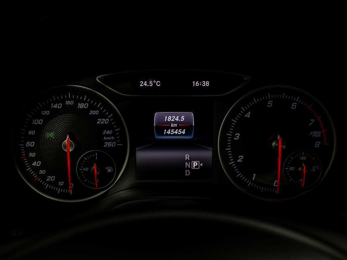 Купить Mercedes-Benz GLA 200, 2018, 145 342 км, фото №10