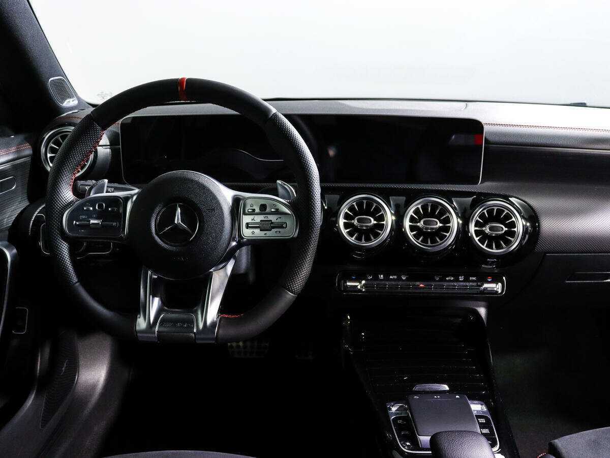 Купить Mercedes-Benz CLA AMG 35 AMG, 2019, 81 882 км, фото №10