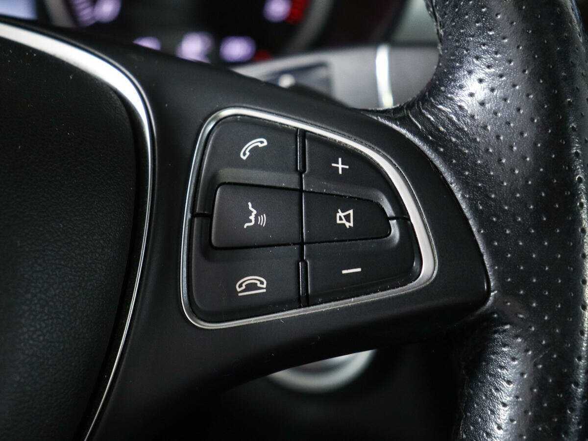 Купить Mercedes-Benz GLC 300, 2017, 196 346 км, фото №17