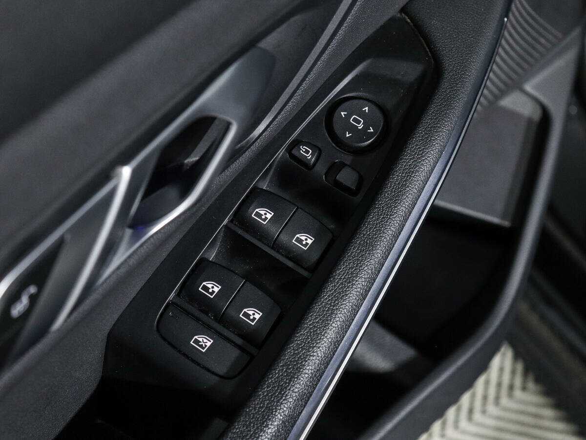 Купить BMW 3 серии 318i, 2020, 94 533 км, фото №17