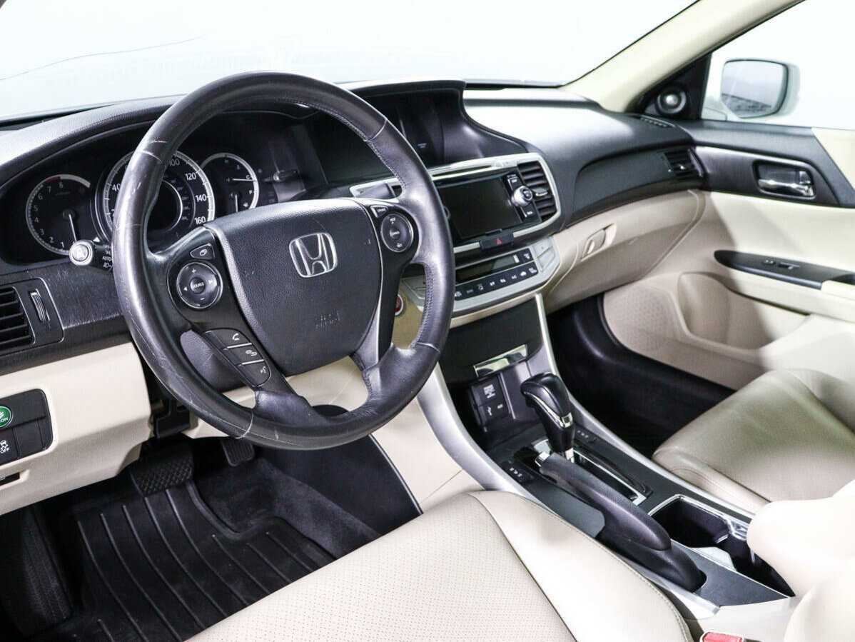 Купить Honda Accord, 2012, 78 435 км, фото №13