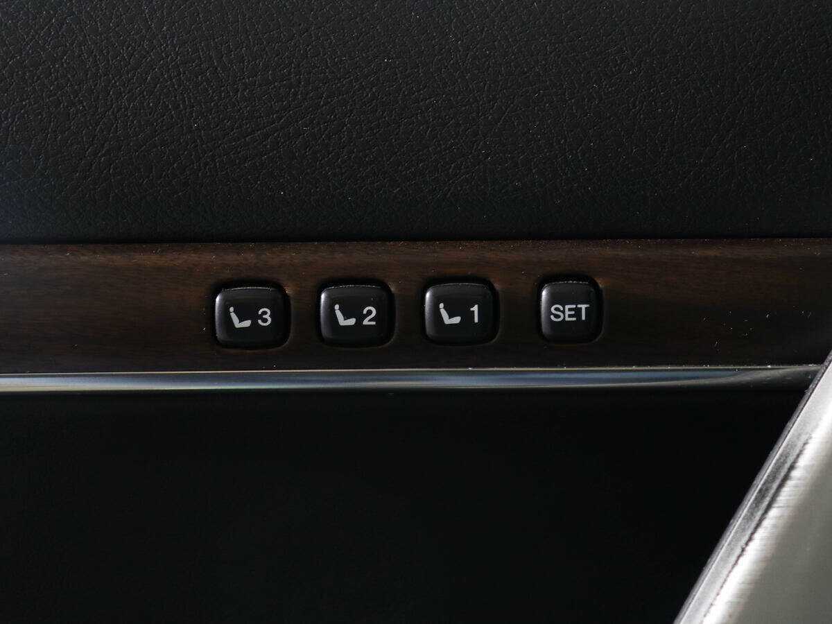 Купить Toyota Land Cruiser, 2019, 147 208 км, фото №13