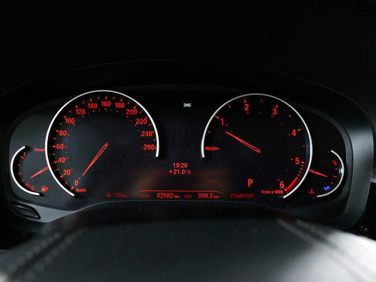 Купить BMW 5 серии 520d xDrive, 2019, 82 981 км, фото №9