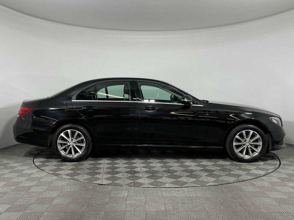 Mercedes-Benz E-Класс