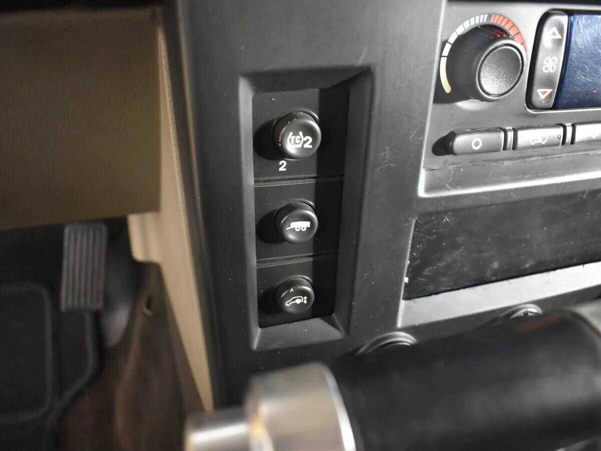 Купить Hummer H2, 2005, 226 000 км, фото №17