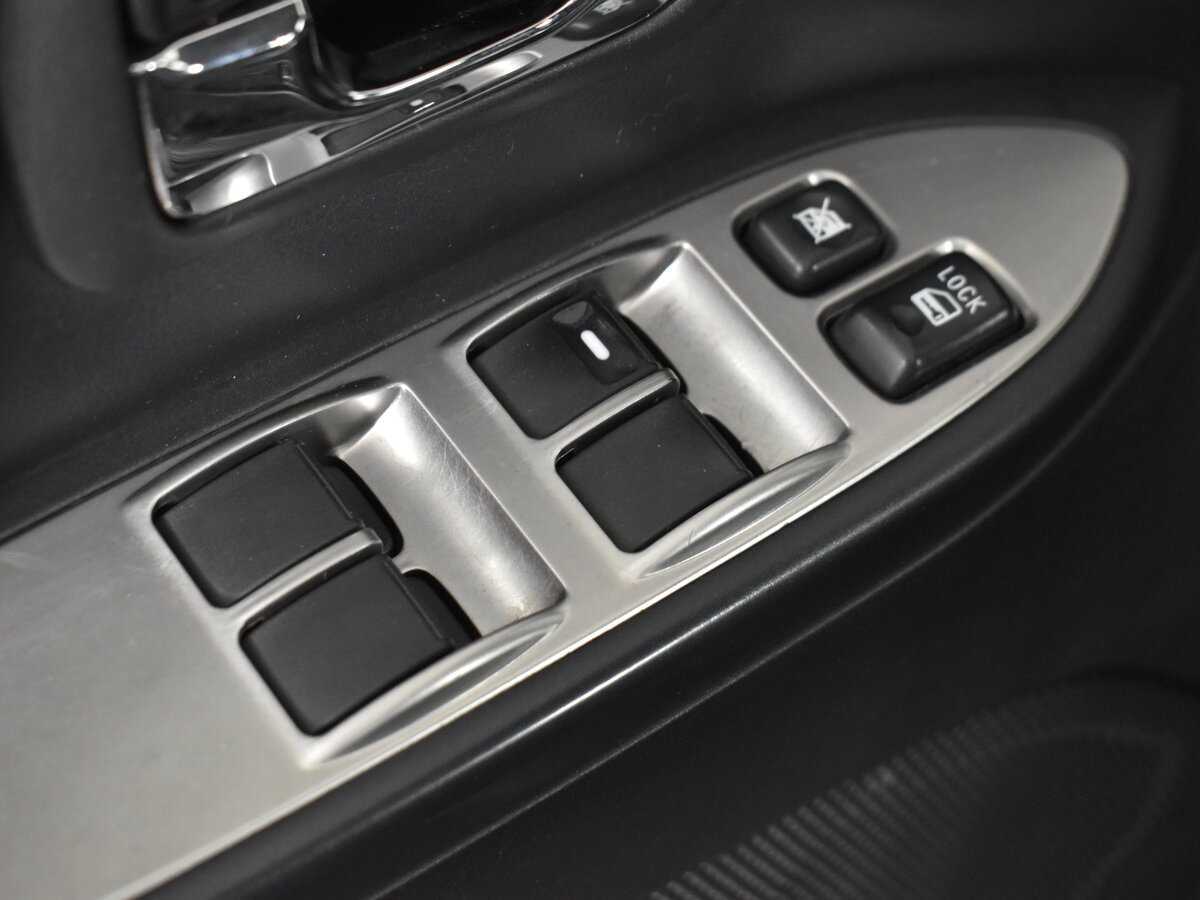 Купить Mitsubishi Pajero, 2007, 282 400 км, фото №7