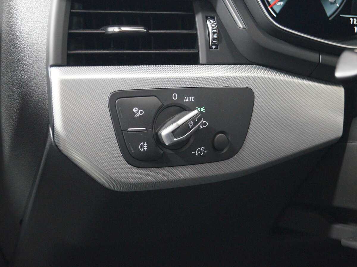 Купить Audi A4 40 TFSI, 2020, 119 700 км, фото №15