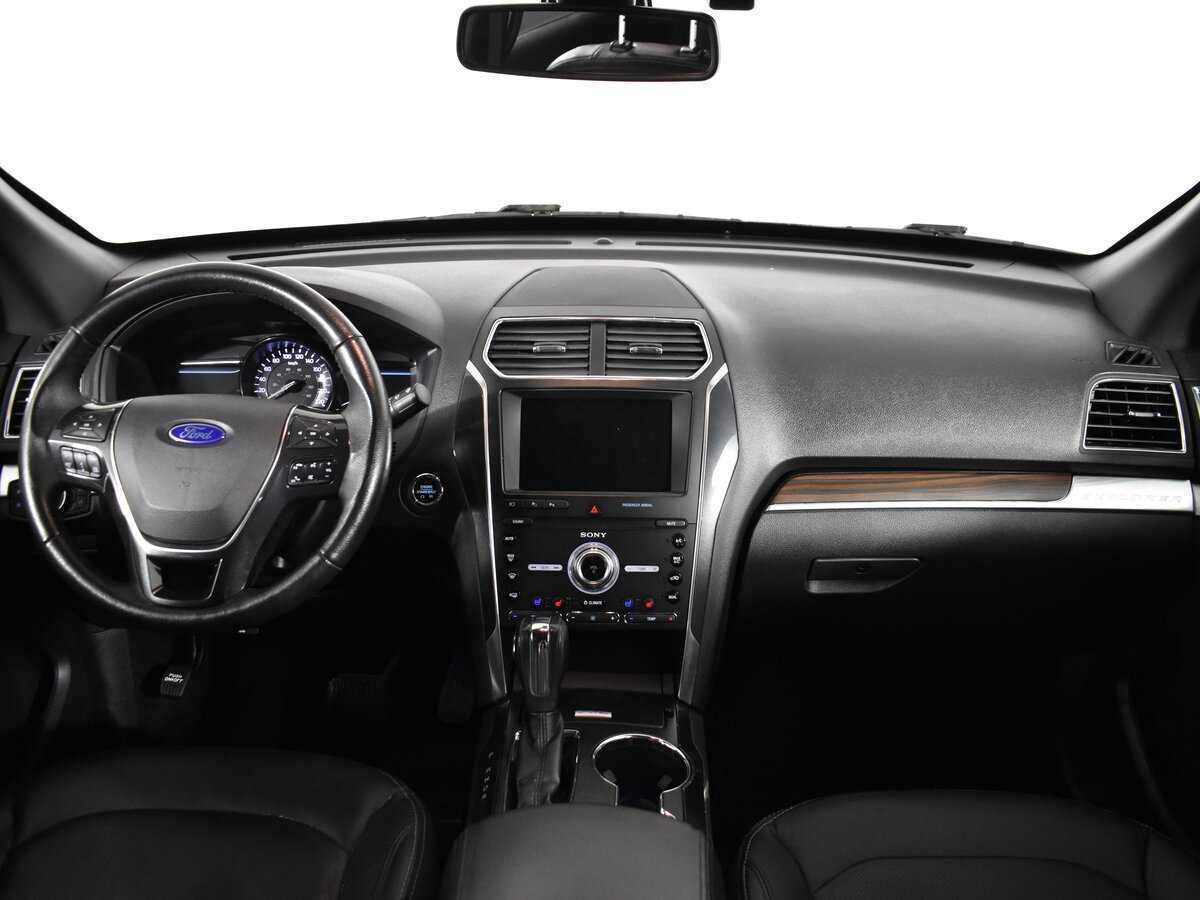 Купить Ford Explorer, 2018, 146 851 км, фото №16