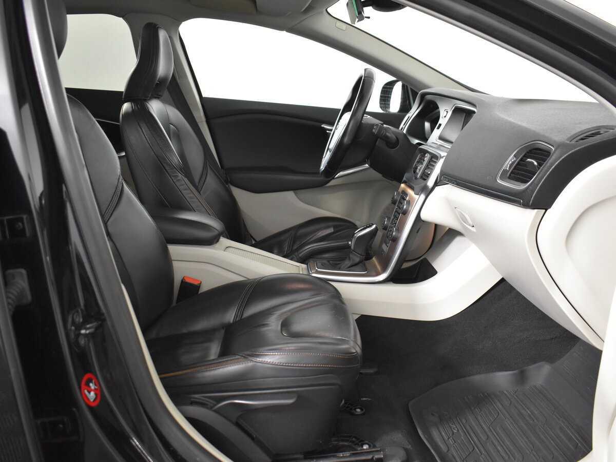Купить Volvo V40 Cross Country, 2013, 182 220 км, фото №19