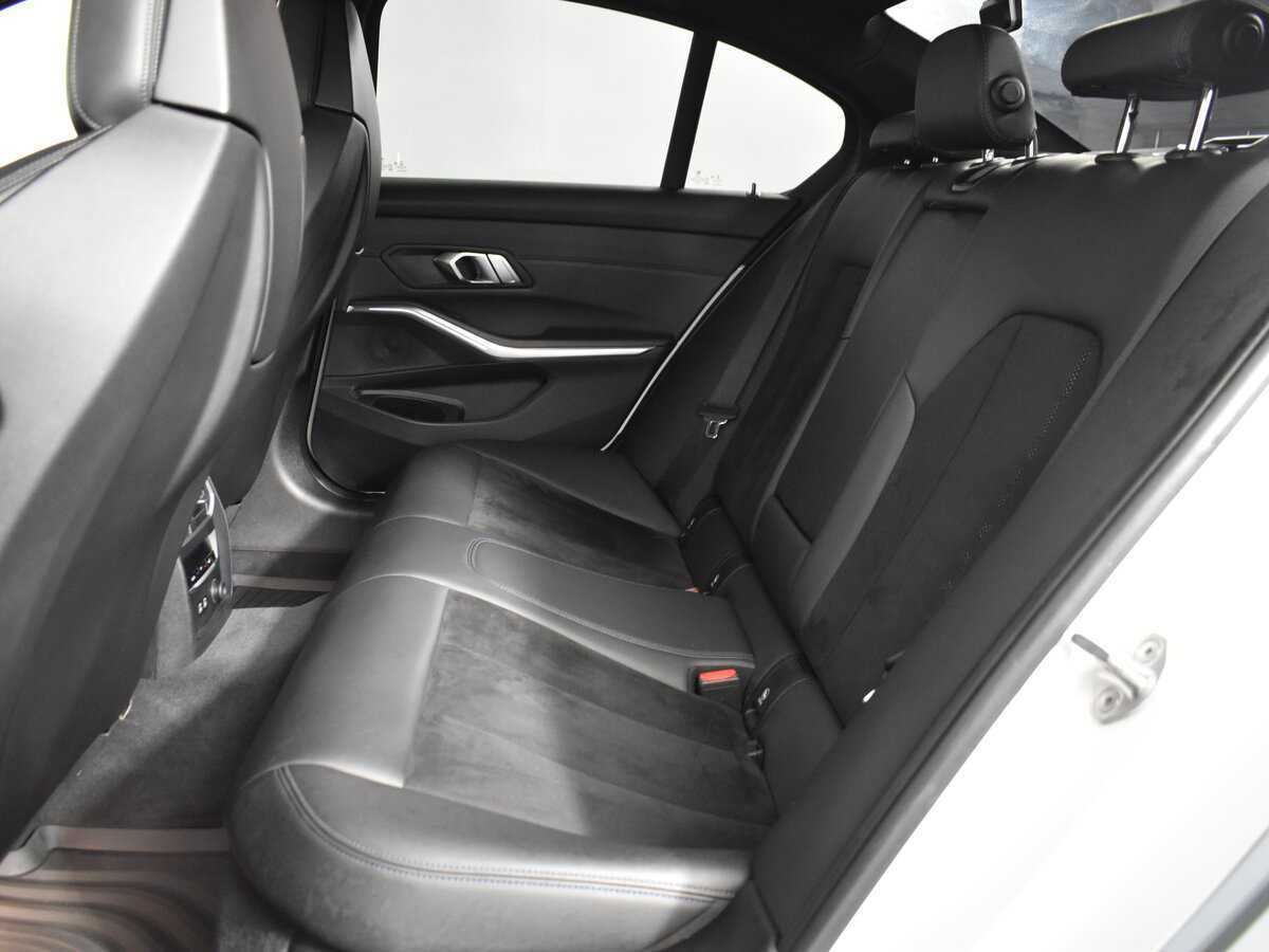 Купить BMW 3 серии 320d xDrive, 2019, 130 000 км, фото №7