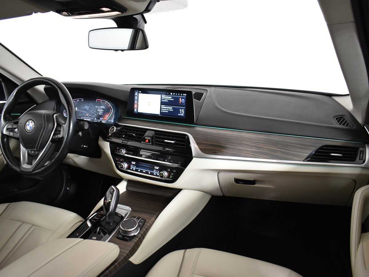 Купить BMW 5 серии 520d xDrive, 2019, 166 000 км, фото №17