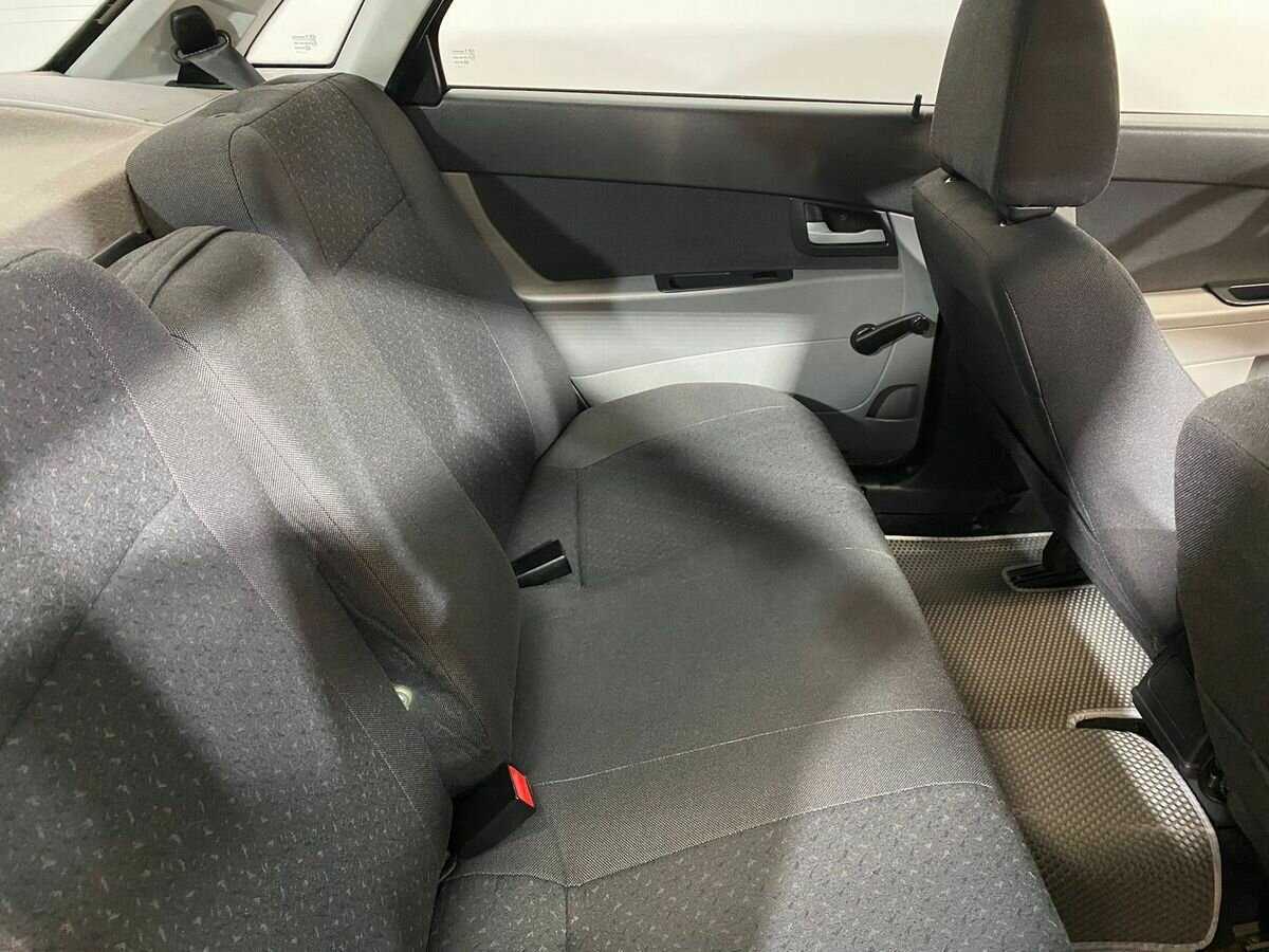 Купить Lada (ВАЗ) Priora, 2011, 44 759 км, фото №11