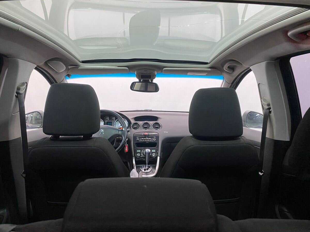 Купить Peugeot 308, 2011, 151 820 км, фото №16