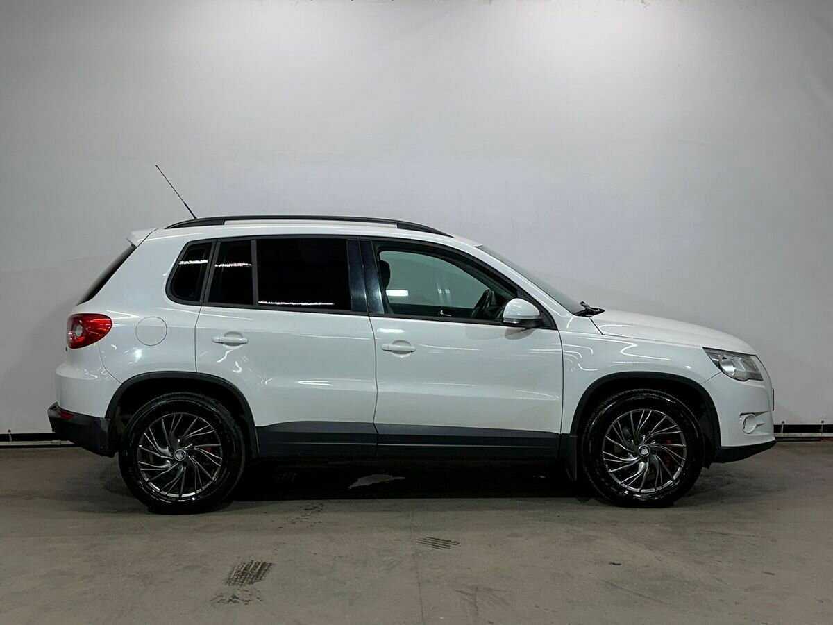 Купить Volkswagen Tiguan, 2010, 224 629 км, фото №4