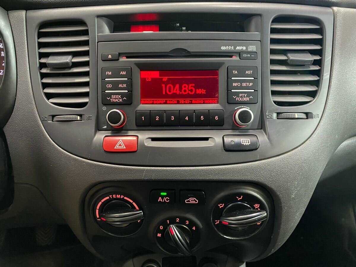 Купить Kia Rio, 2010, 137 102 км, фото №14