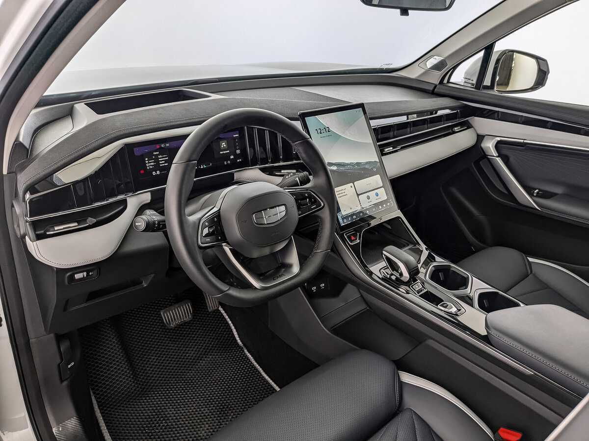 Купить Geely Atlas, 2024, 2 460 км, фото №11