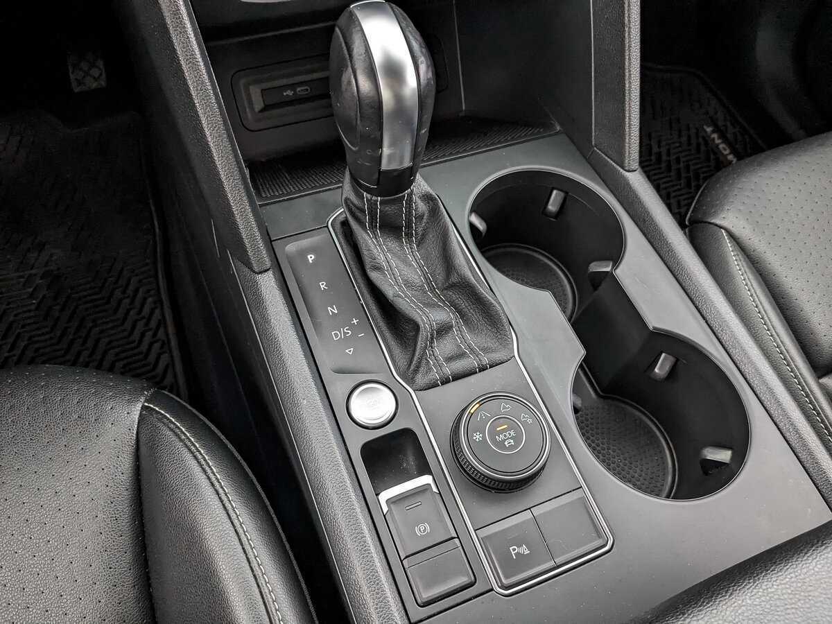 Купить Volkswagen Teramont, 2021, 66 115 км, фото №16