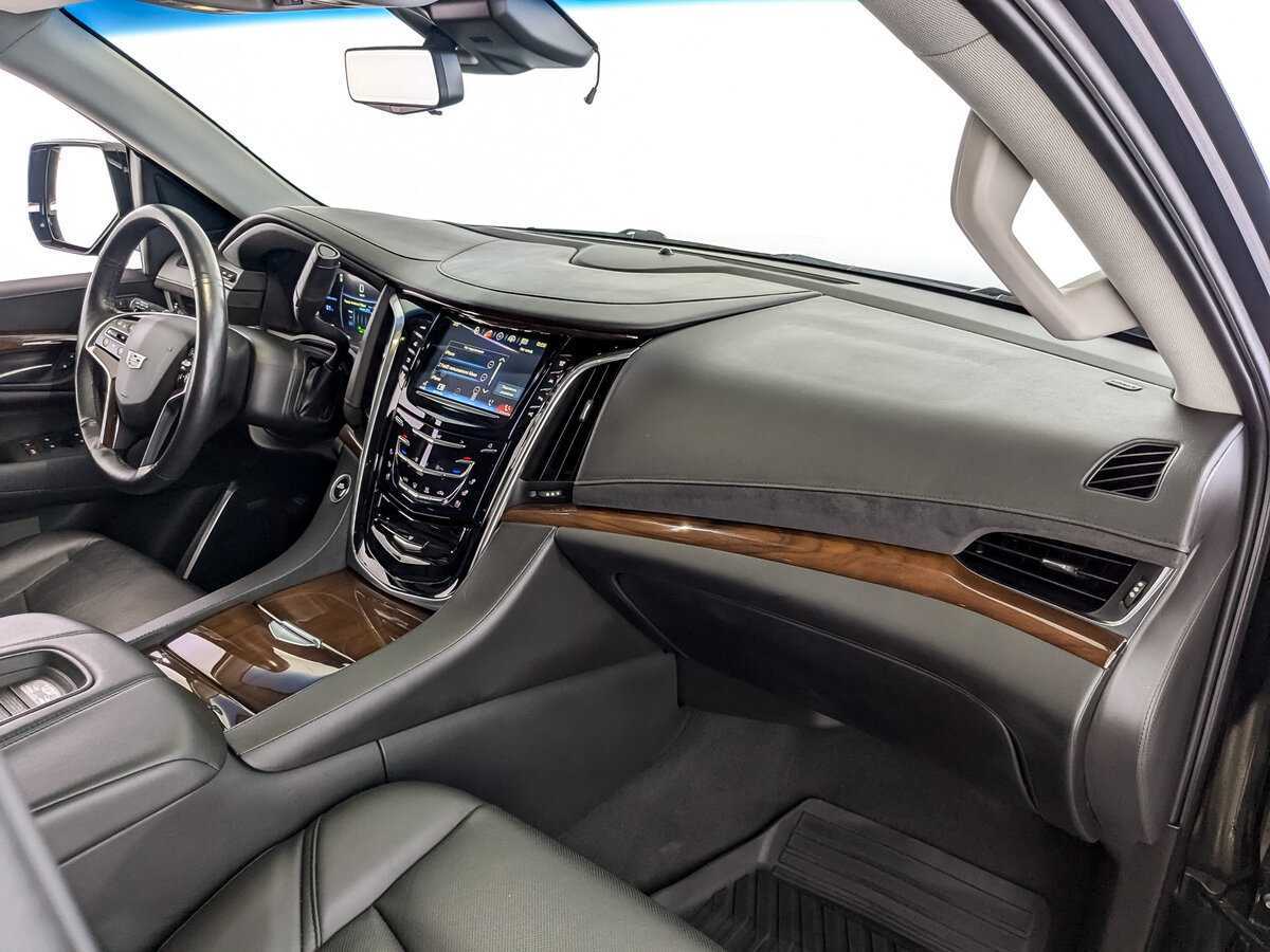 Купить Cadillac Escalade, 2018, 75 293 км, фото №9