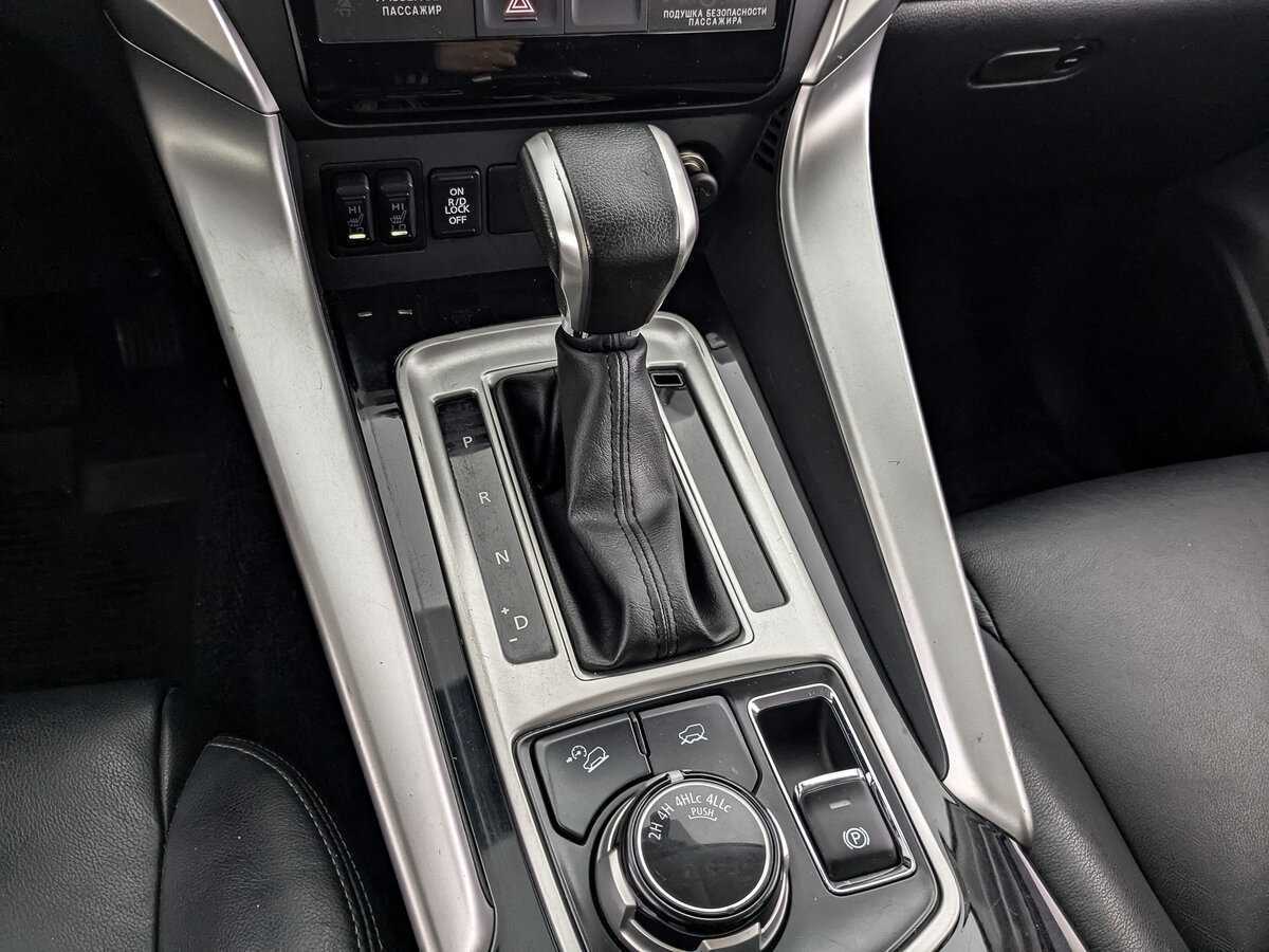 Купить Mitsubishi Pajero Sport, 2018, 87 971 км, фото №17