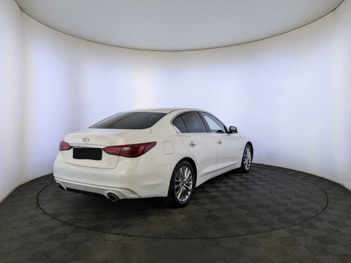 Купить Infiniti Q50, 2018, 63 232 км, фото №5