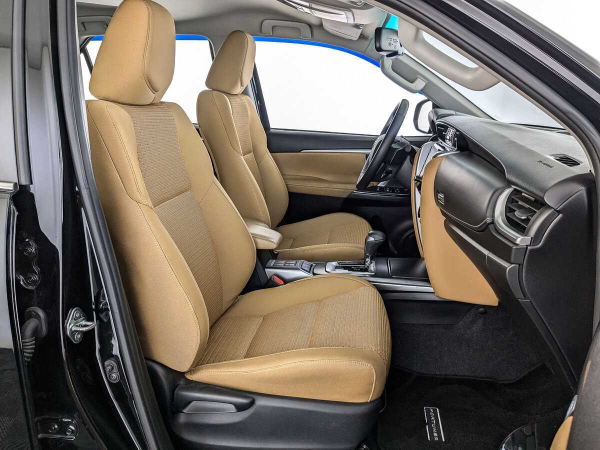 Купить Toyota Fortuner, 2022, 9 682 км, фото №20