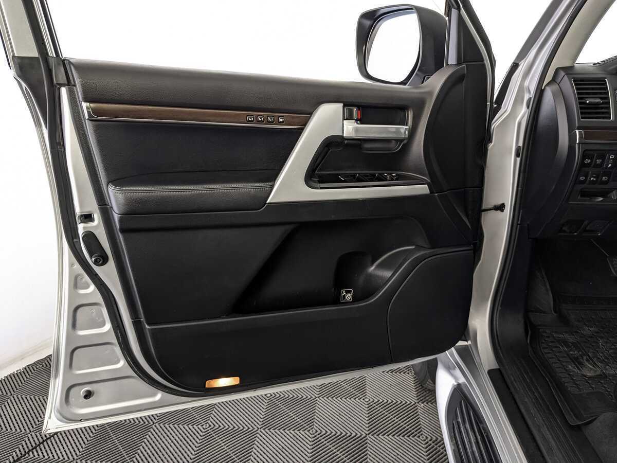 Купить Toyota Land Cruiser, 2018, 317 947 км, фото №15
