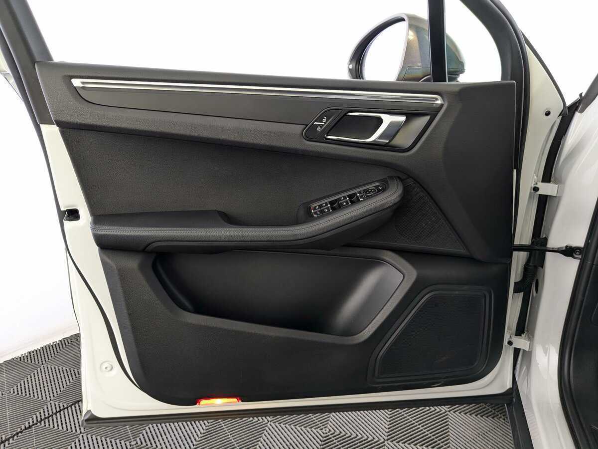 Купить Porsche Macan, 2021, 28 250 км, фото №15