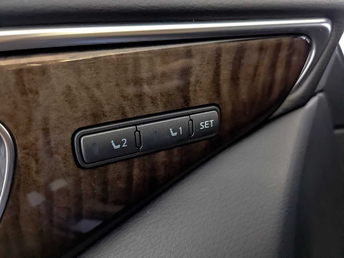 Купить Infiniti Q50, 2018, 151 671 км, фото №25