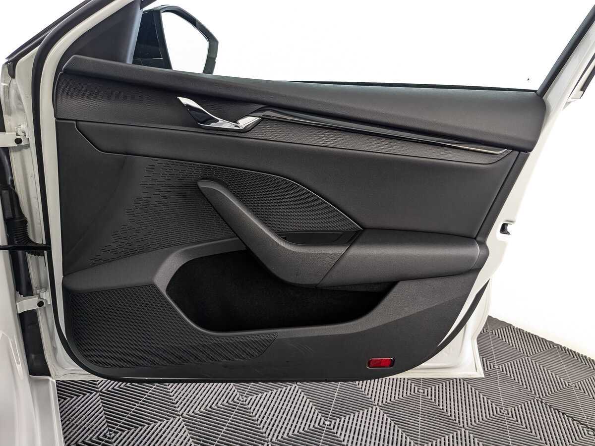 Купить Skoda Octavia, 2021, 50 236 км, фото №17