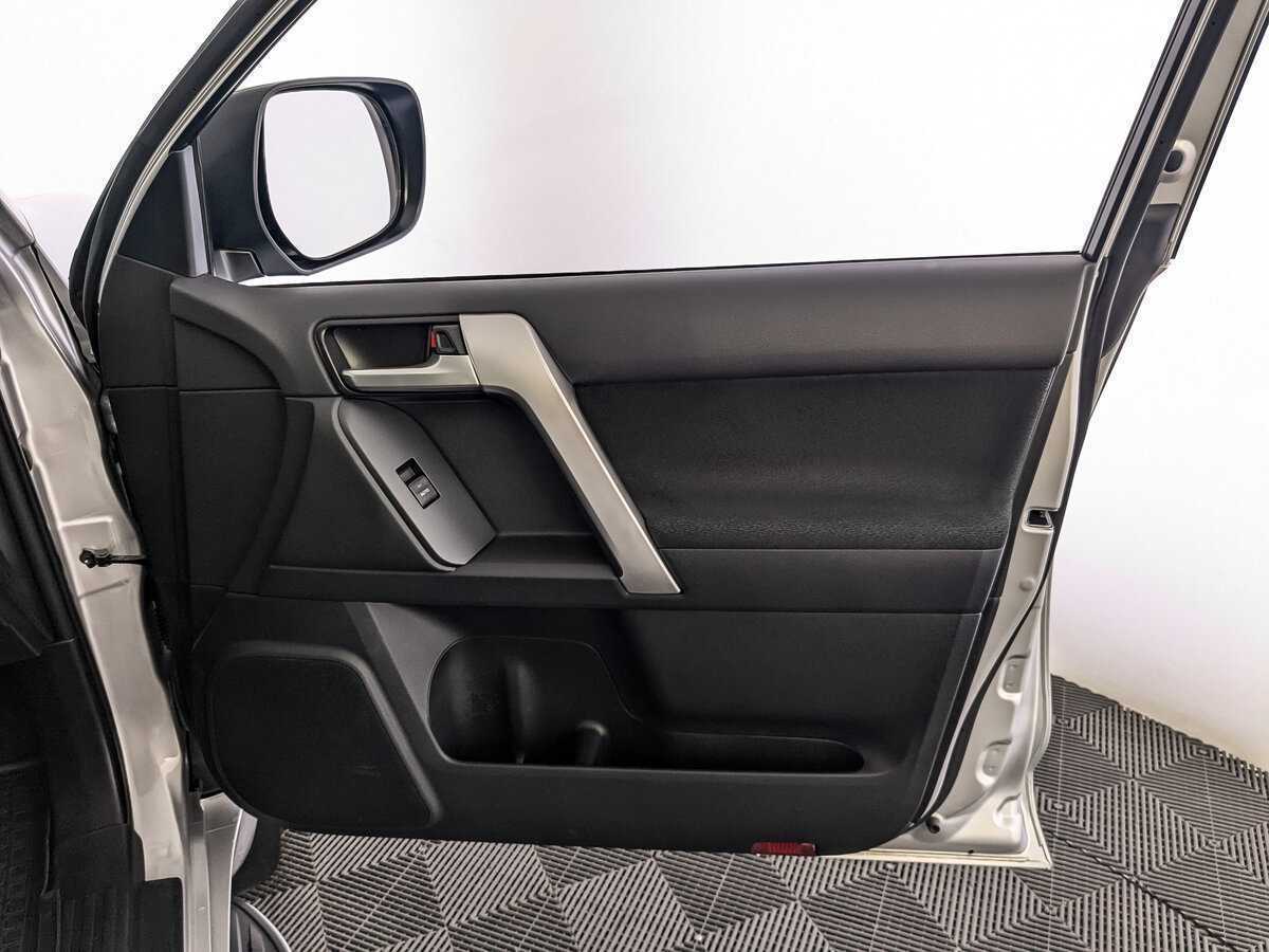 Купить Toyota Land Cruiser Prado, 2021, 17 971 км, фото №20
