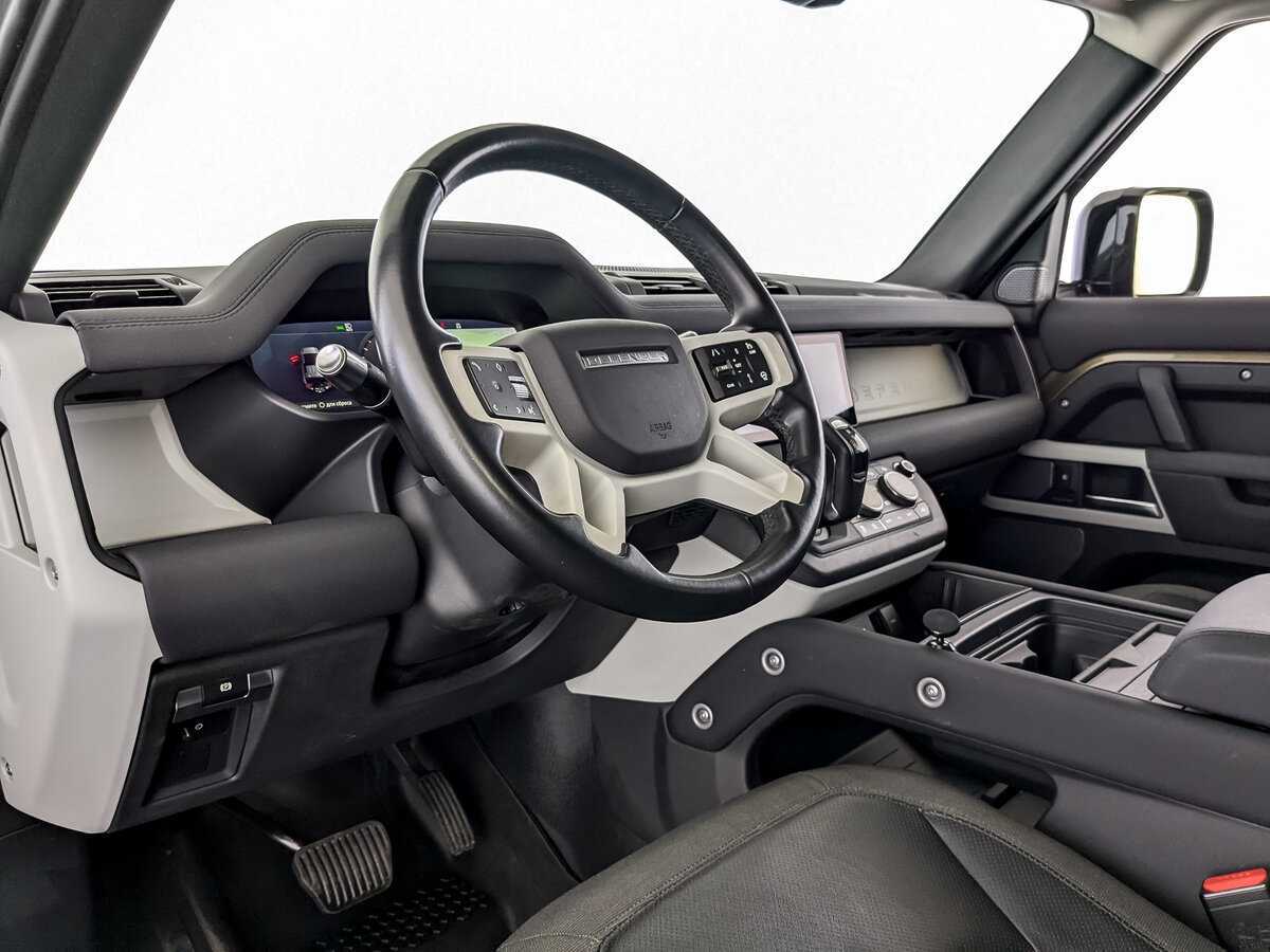 Купить Land Rover Defender 110, 2021, 68 830 км, фото №14