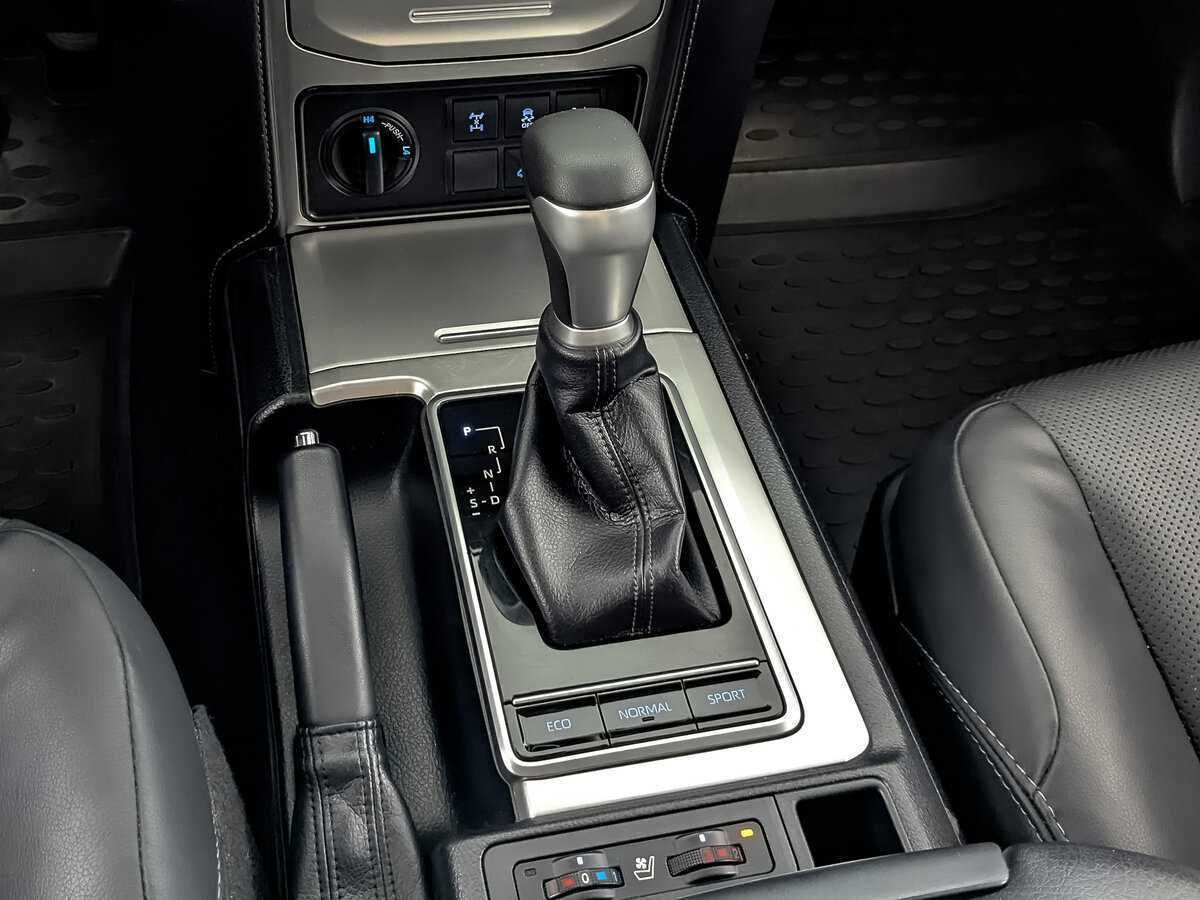 Купить Toyota Land Cruiser Prado, 2020, 86 215 км, фото №20