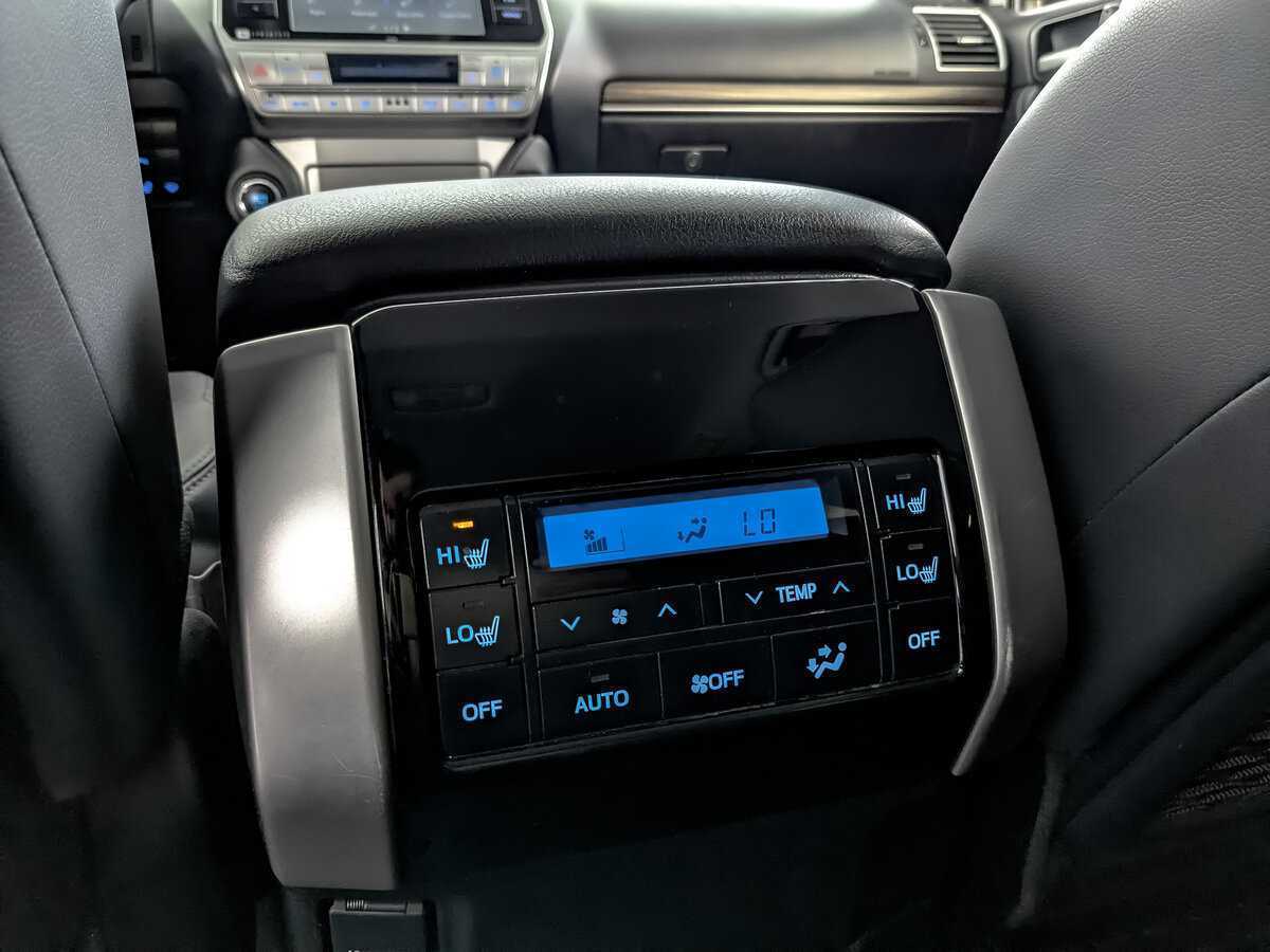 Купить Toyota Land Cruiser Prado, 2020, 86 215 км, фото №21