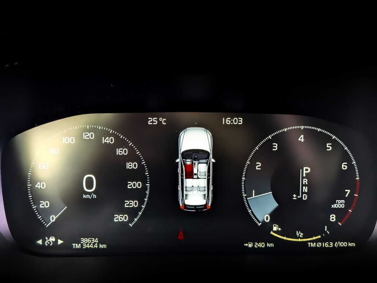 Купить Volvo XC60, 2020, 38 629 км, фото №11