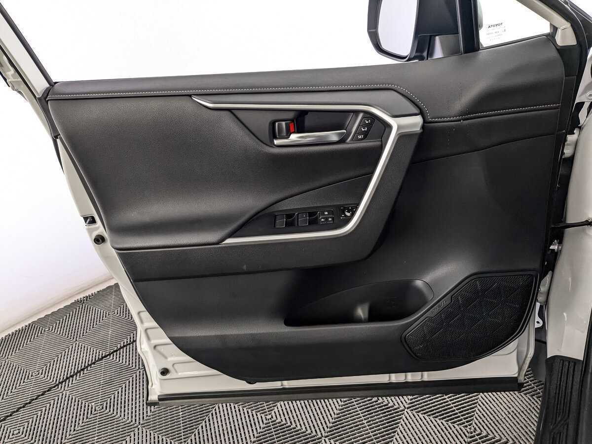 Купить Toyota RAV4, 2021, 26 418 км, фото №15