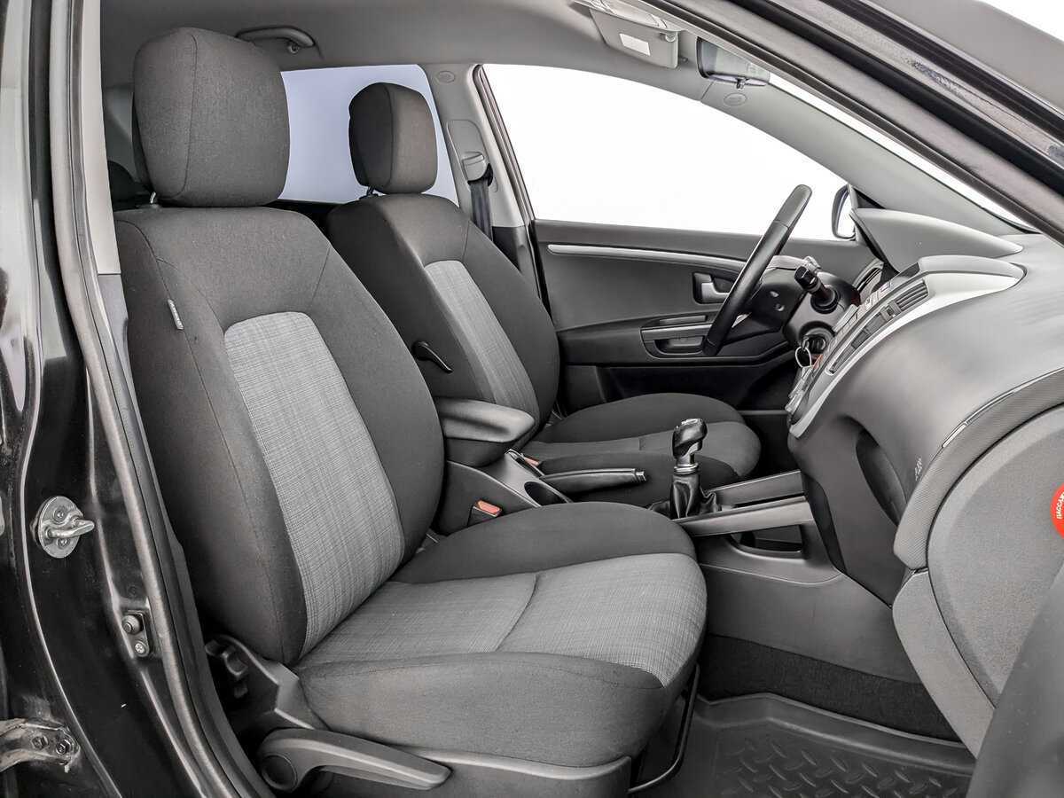 Купить Kia Ceed, 2010, 83 431 км, фото №19