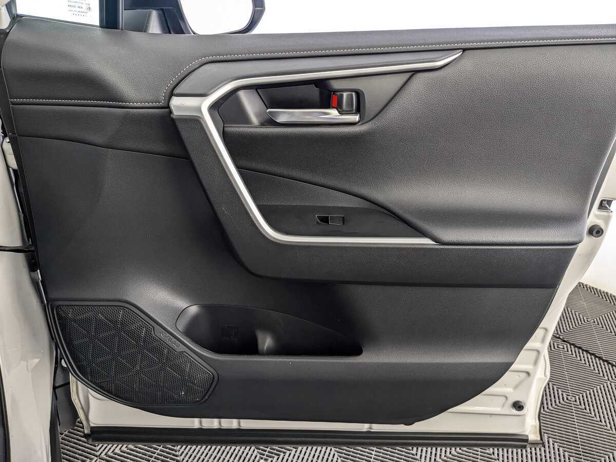 Купить Toyota RAV4, 2021, 85 123 км, фото №21