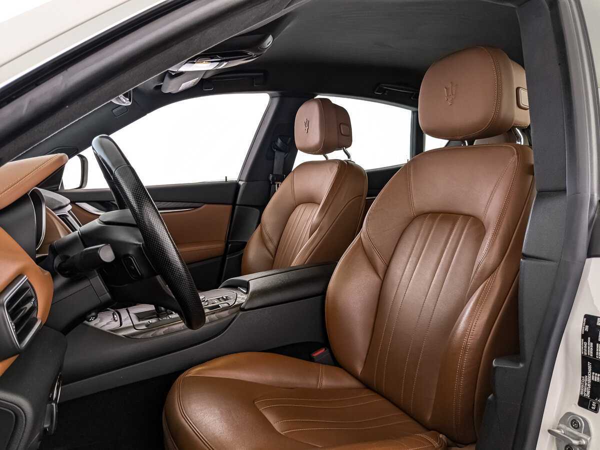 Купить Maserati Levante Diesel, 2019, 143 931 км, фото №16