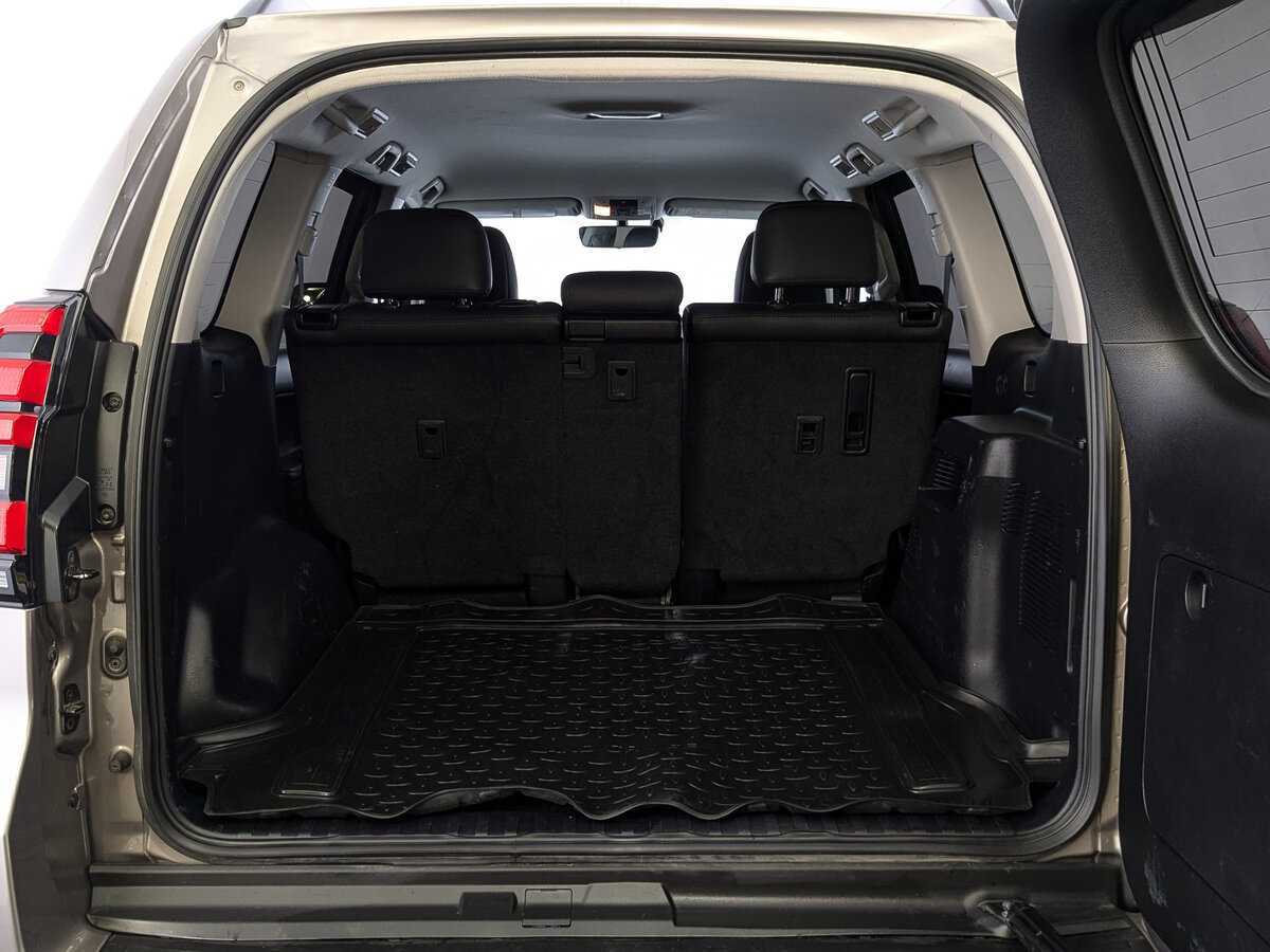 Купить Toyota Land Cruiser Prado, 2018, 108 871 км, фото №10