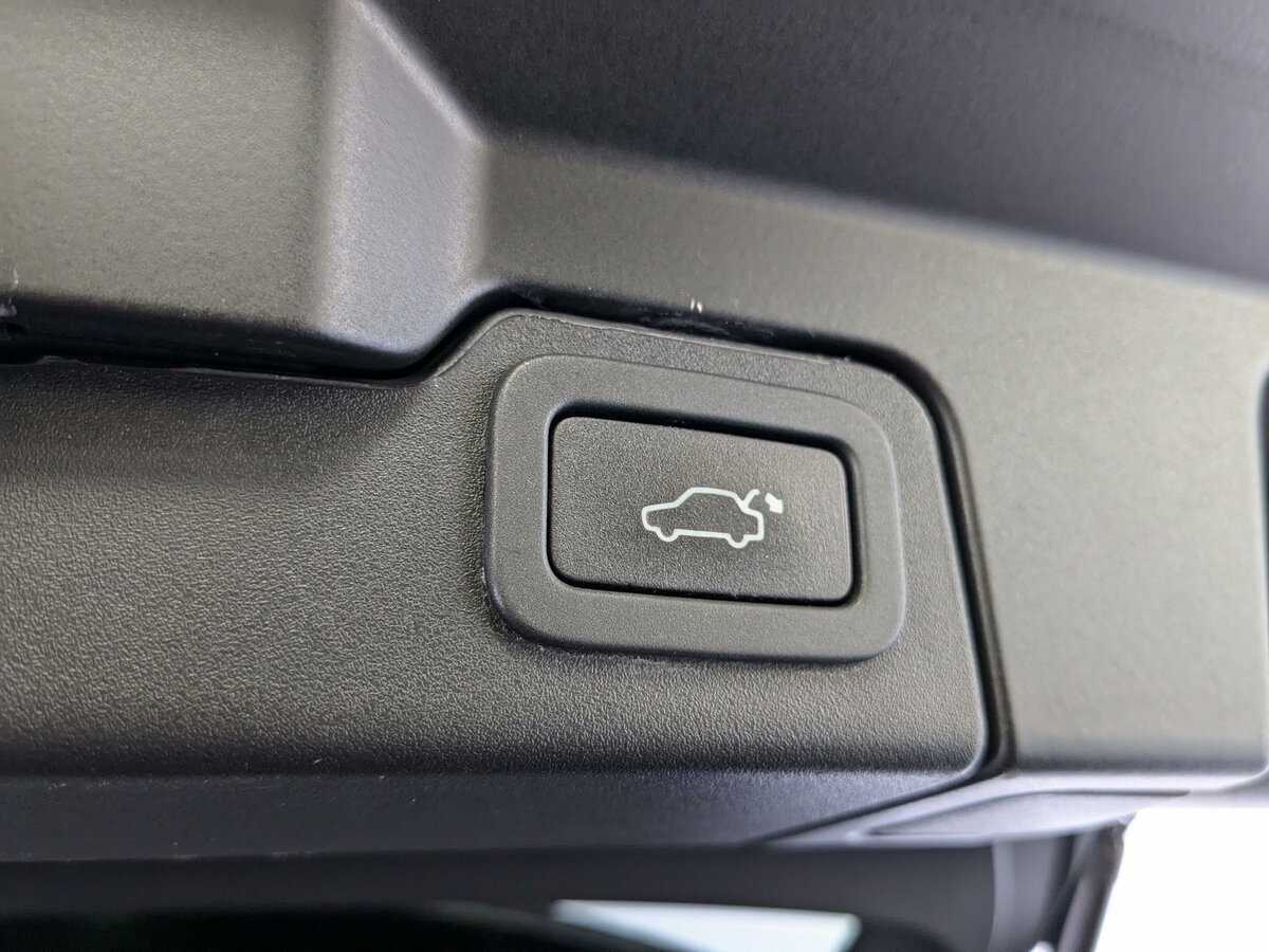 Купить Land Rover Range Rover Evoque, 2018, 131 938 км, фото №25