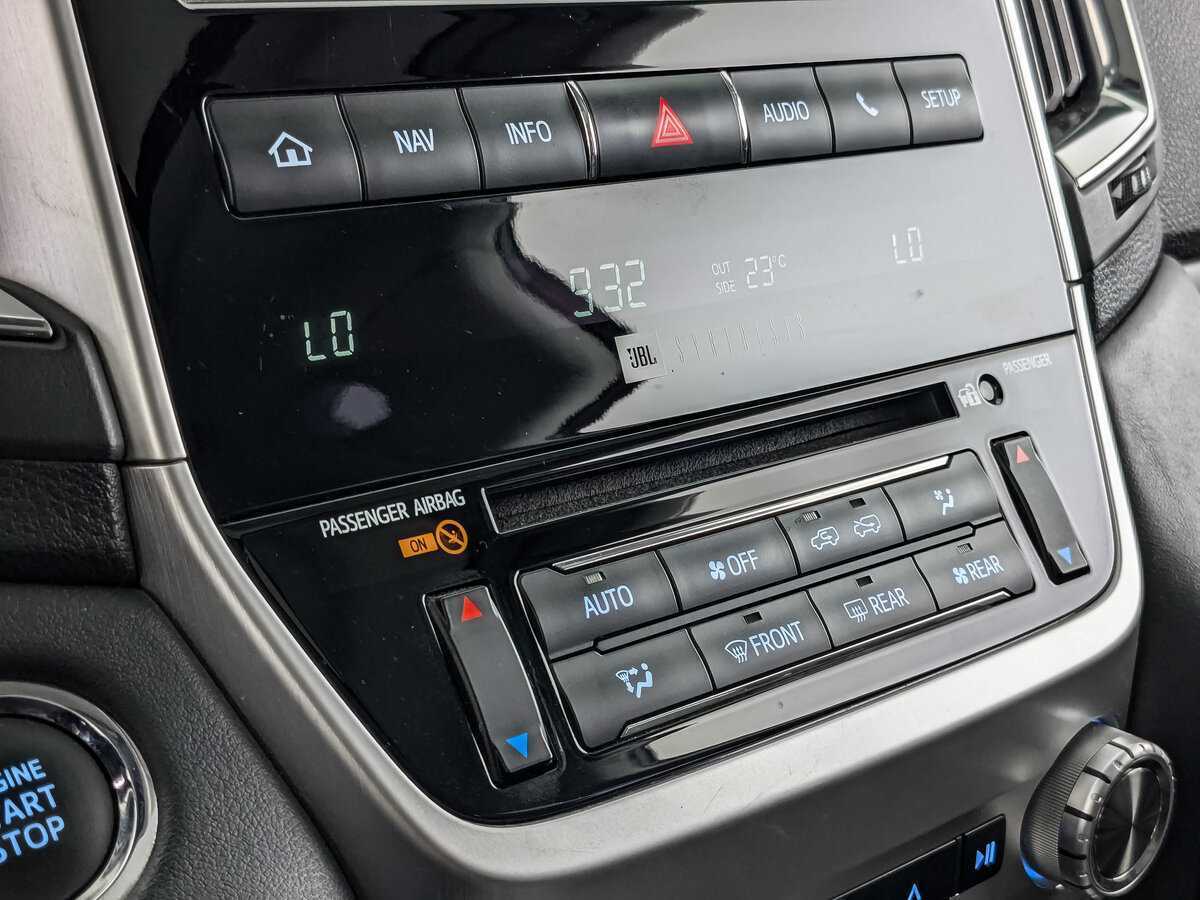 Купить Toyota Land Cruiser, 2017, 241 368 км, фото №22