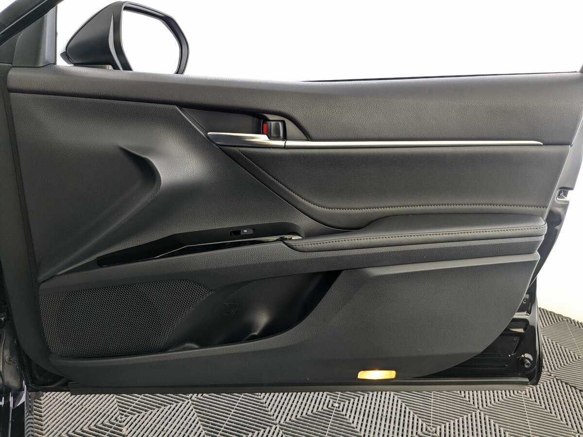 Купить Toyota Camry, 2020, 36 133 км, фото №17