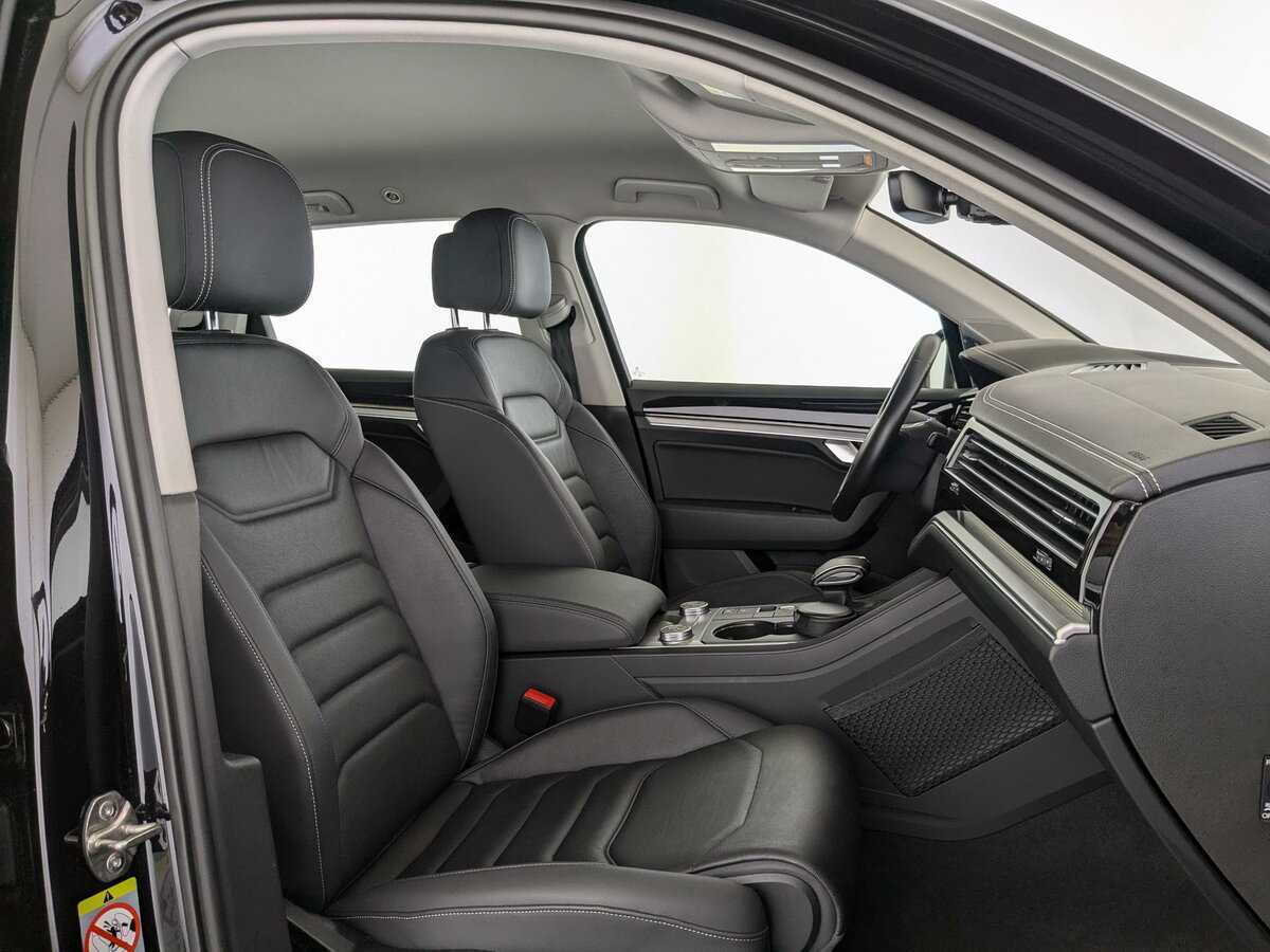 Купить Volkswagen Touareg, 2020, 117 000 км, фото №20