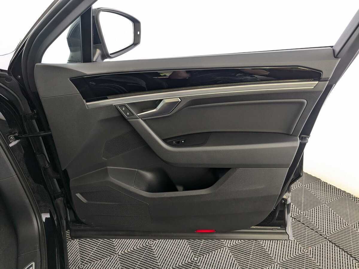 Купить Volkswagen Touareg, 2020, 117 000 км, фото №21