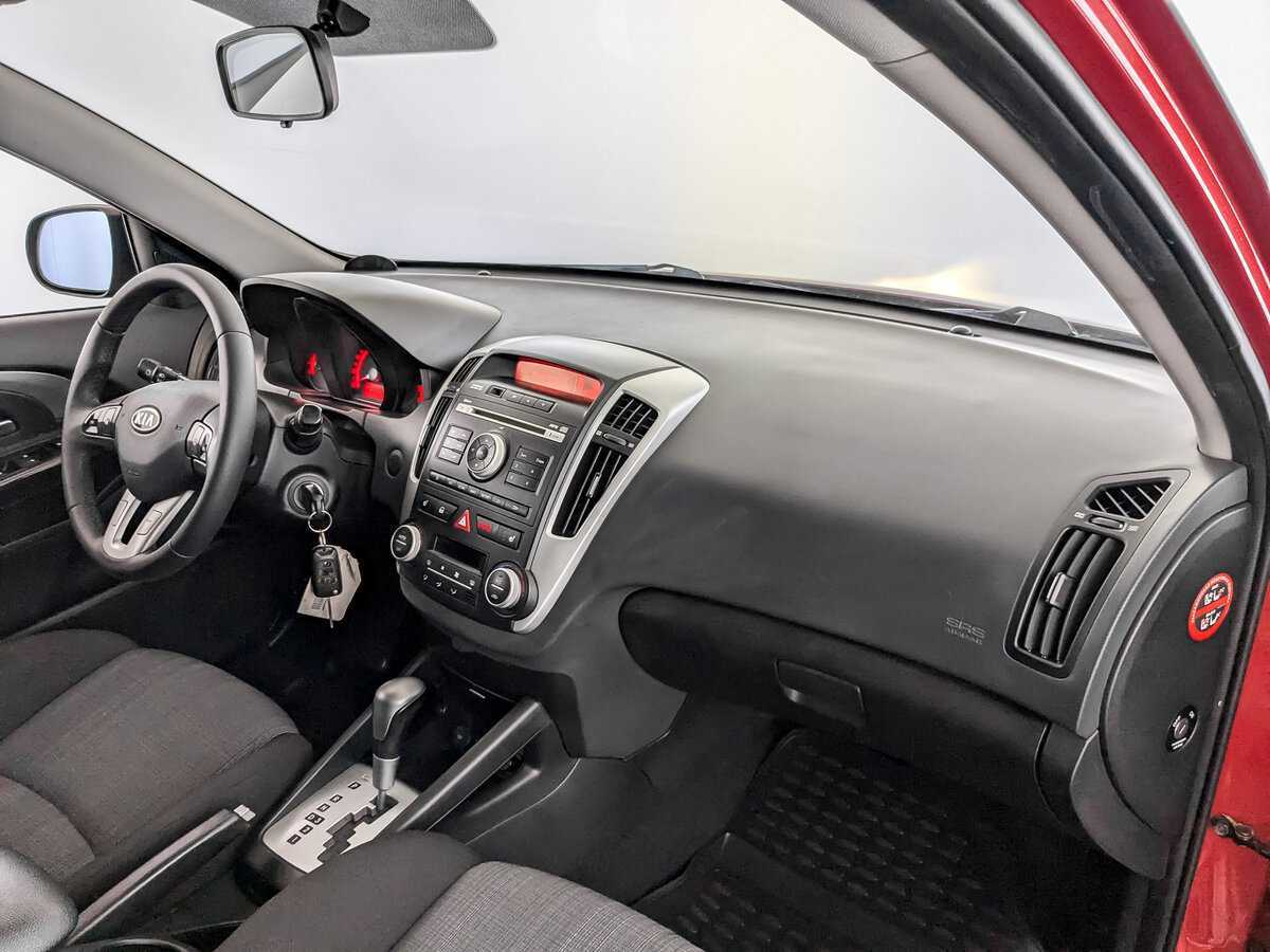 Купить Kia Ceed, 2012, 114 966 км, фото №9