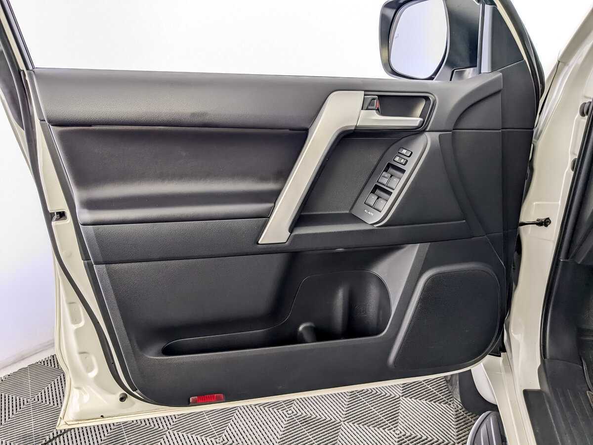 Купить Toyota Land Cruiser Prado, 2021, 88 000 км, фото №15